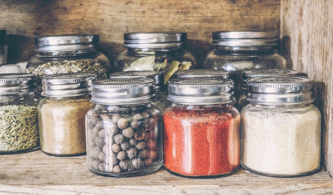 Blended-Learning-ist-das-Gewuerzregal-fuer-Trainer