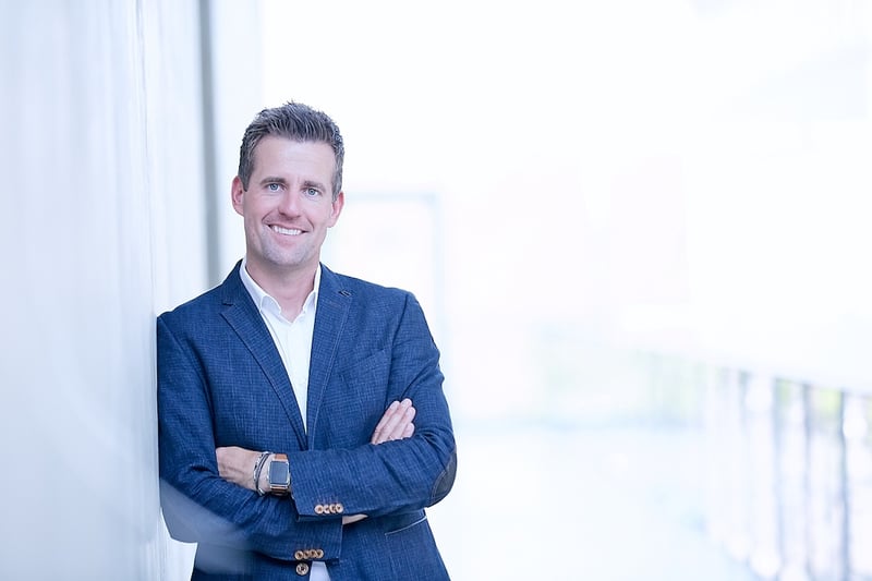 Trainer Normen Ulbrich setzt Blended Learning in seinen Kursen ein