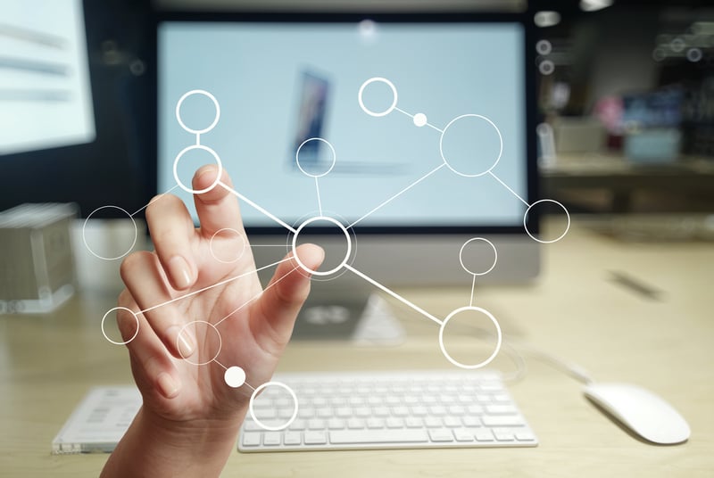Mit E-Learning kannst du deine Weiterbildung überall anbieten und bist immer vernetzt.